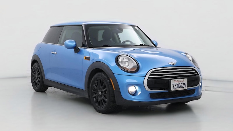 2017 MINI Cooper Hardtop  Hero Image