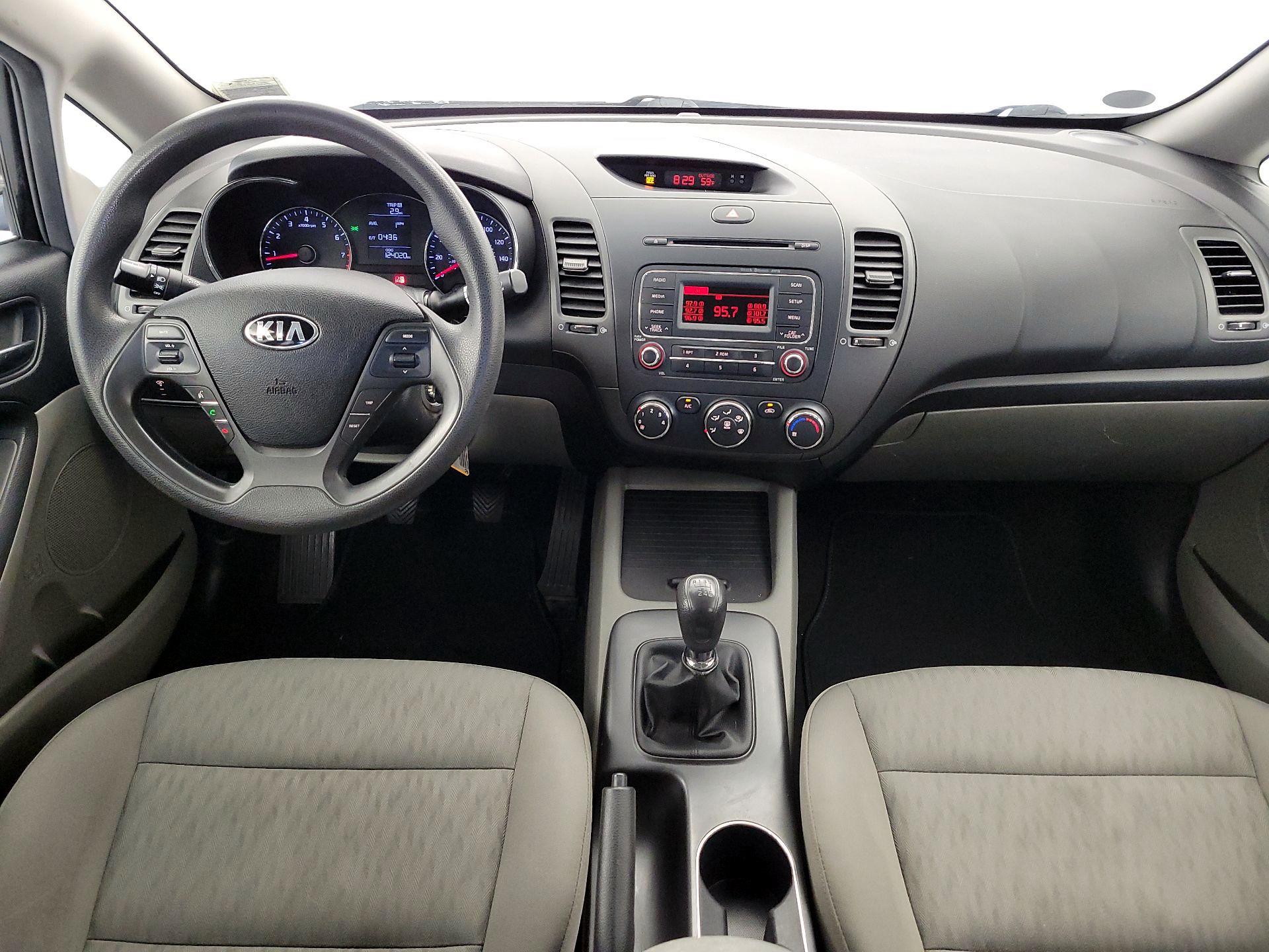 Thumbnail: 2015 Kia Forte - 9