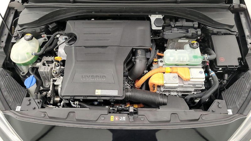 2018 Hyundai Ioniq SEL 21