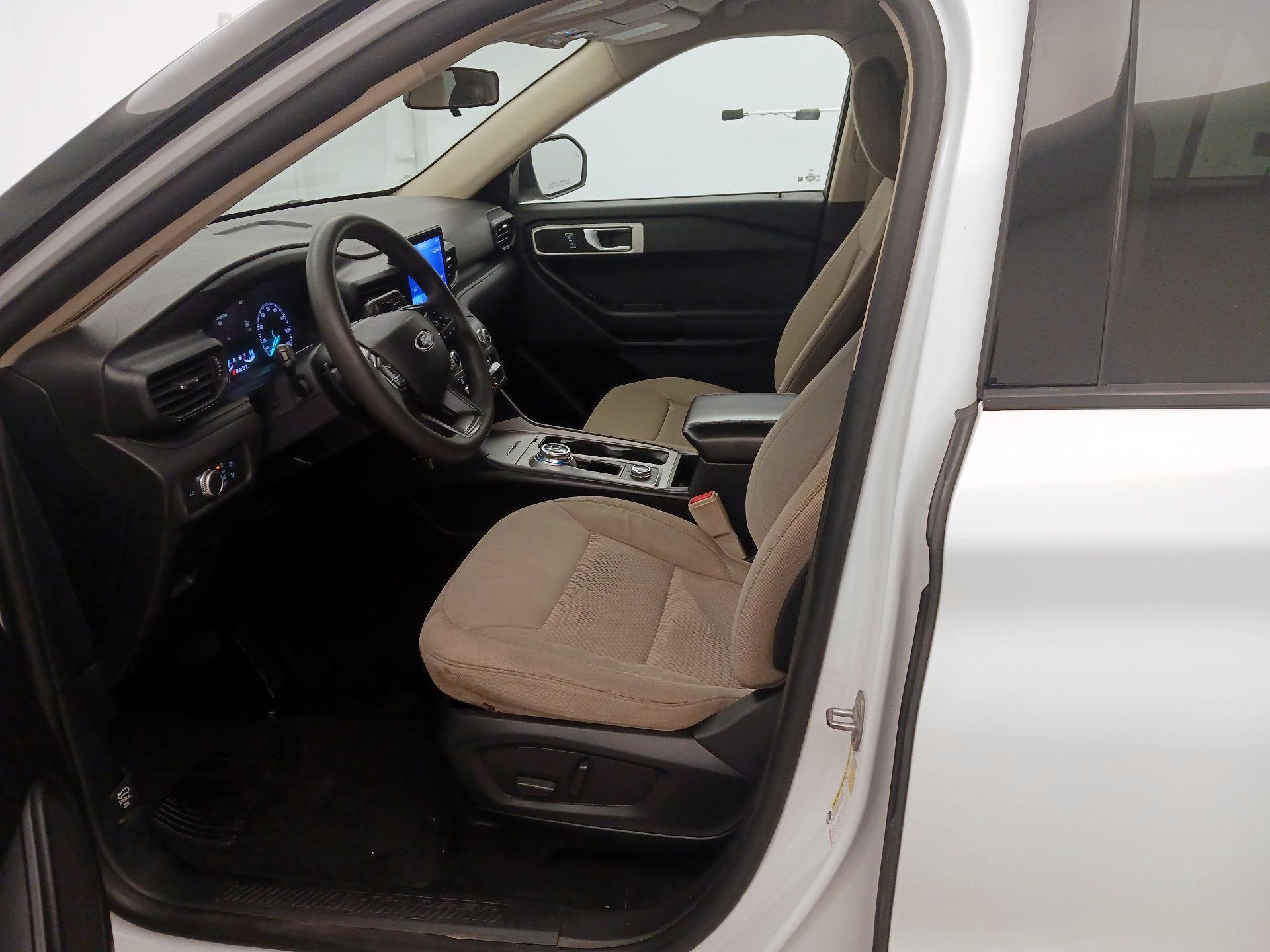 Thumbnail: 2020 Ford Explorer - 11
