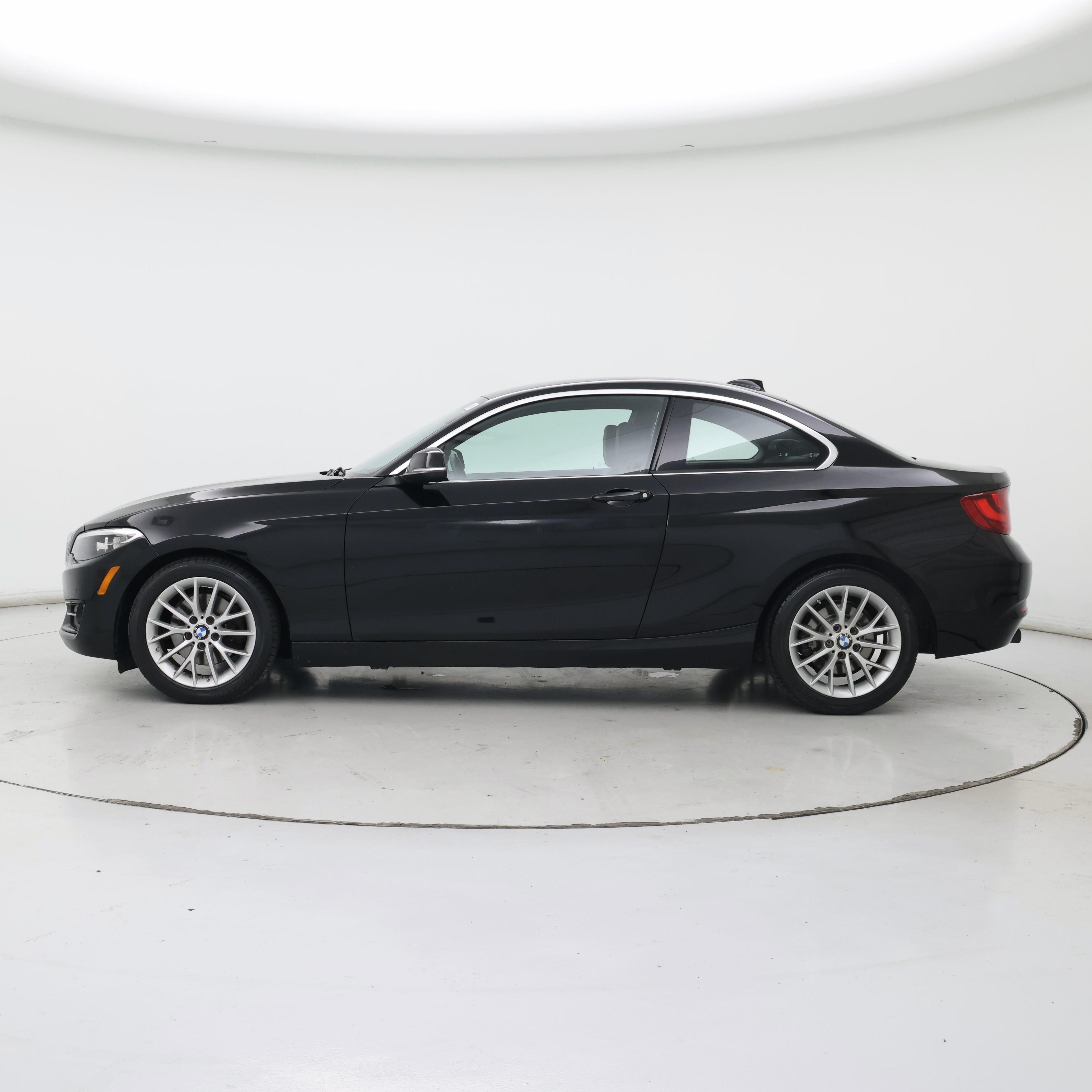 Thumbnail: 2016 BMW 2 Series - 3