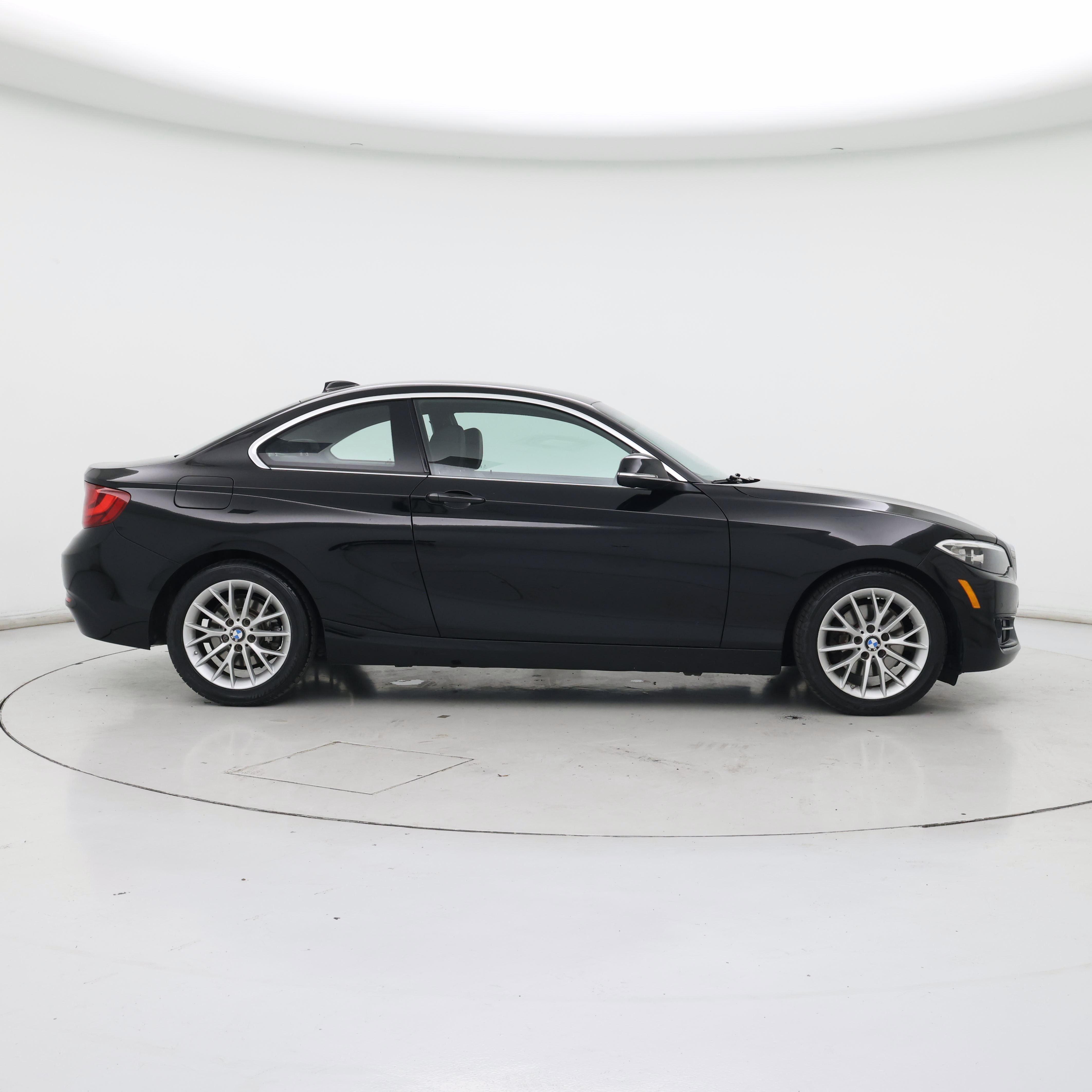Thumbnail: 2016 BMW 2 Series - 7