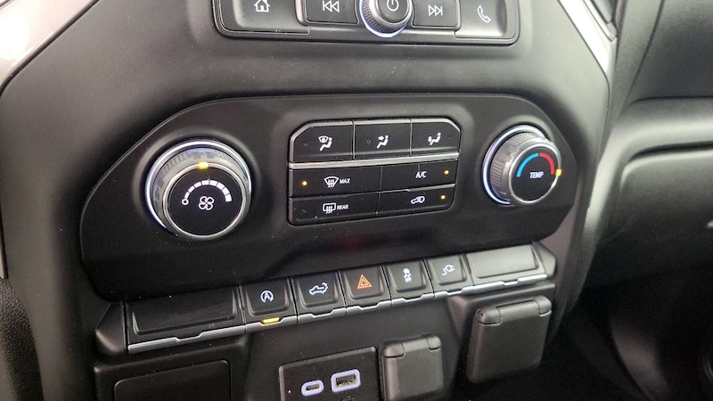 2021 Chevrolet Silverado 1500 Custom 16