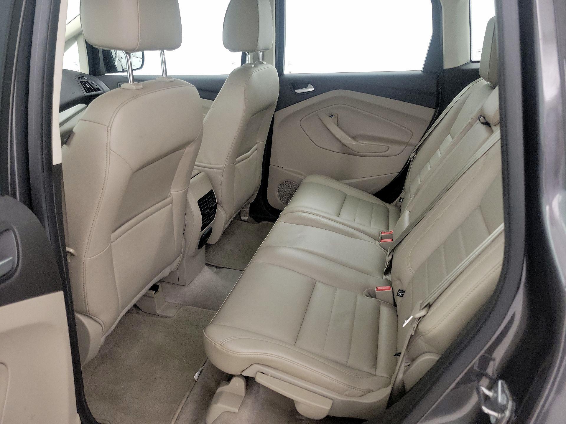 Thumbnail: 2015 Ford C-Max - 18