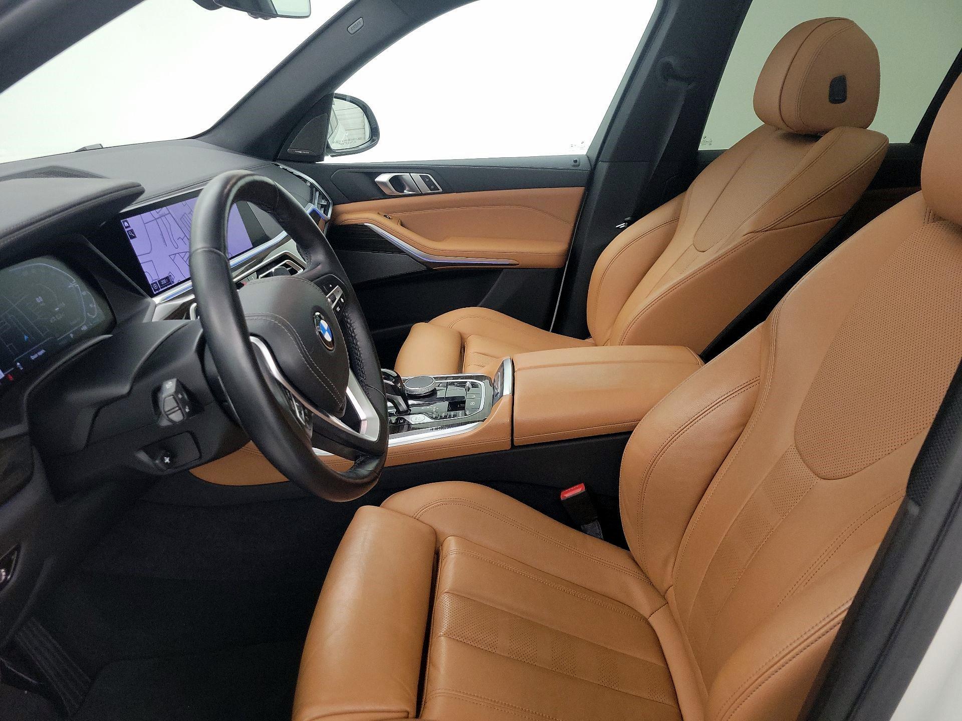 Thumbnail: 2021 BMW X5 - 11