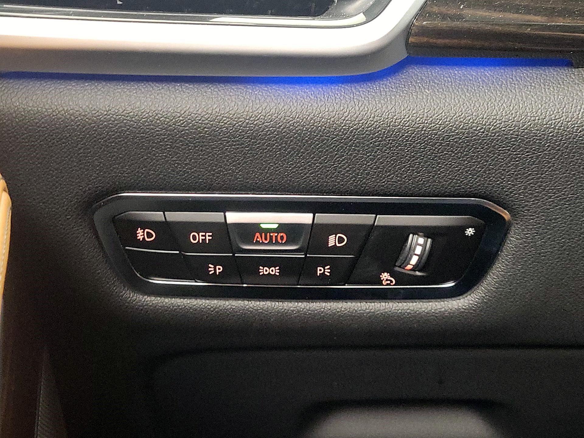 Thumbnail: 2021 BMW X5 - 13