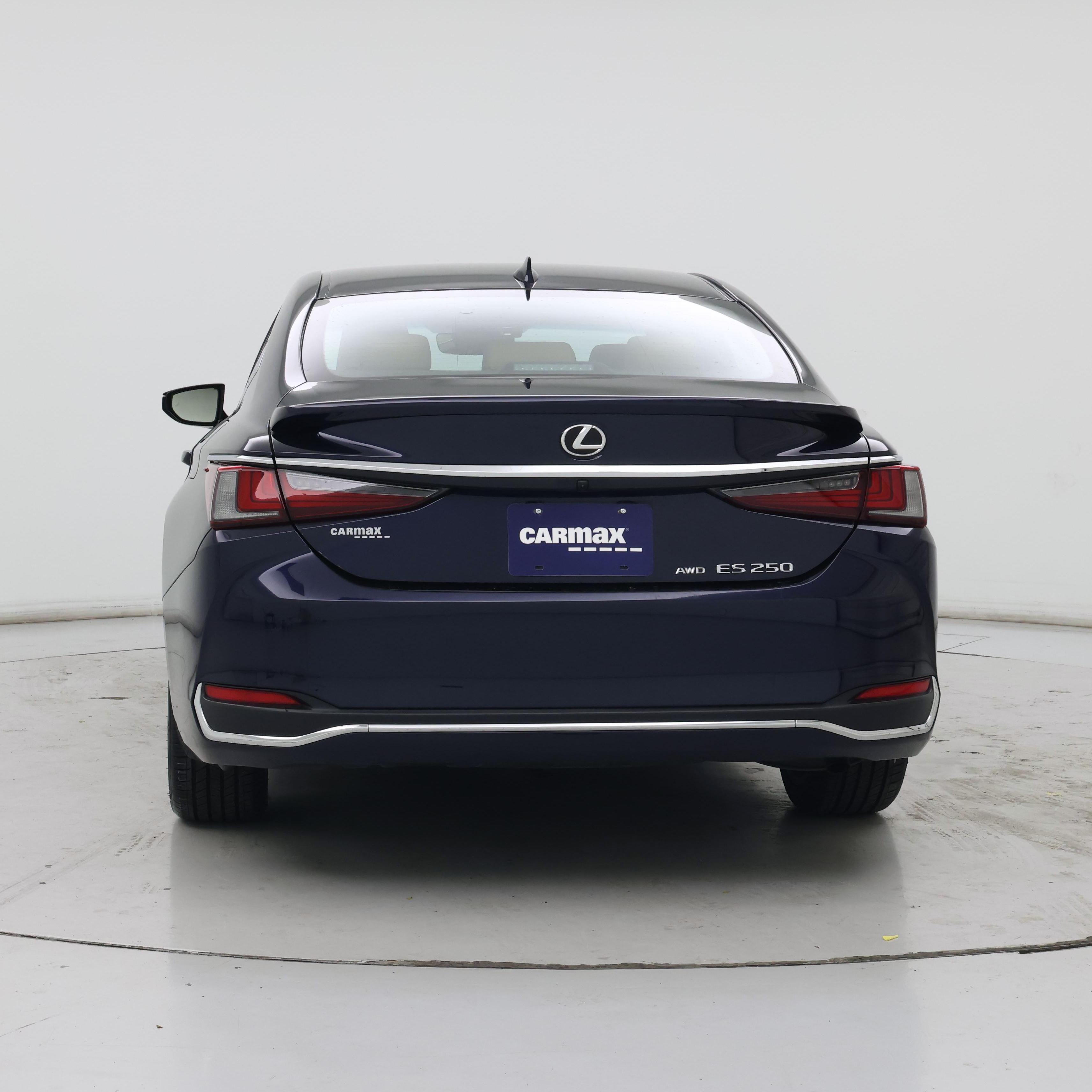 Thumbnail: 2021 Lexus ES - 6