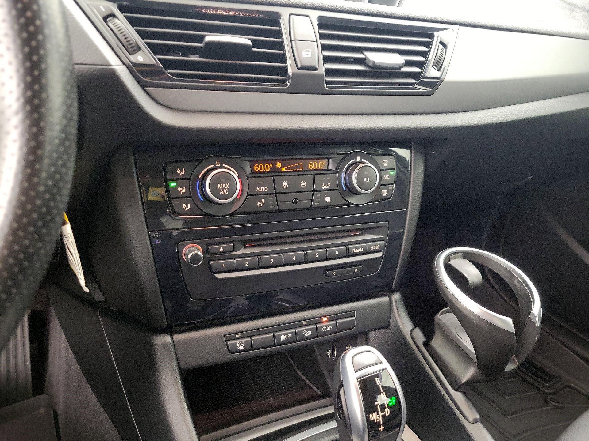 Thumbnail: 2015 BMW X1 - 16