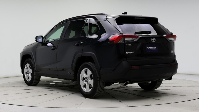 2021 Toyota RAV4 XLE 2