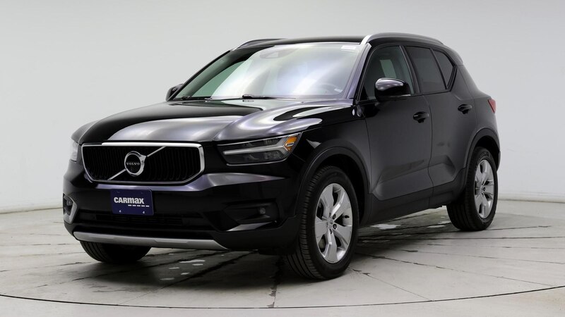 2022 Volvo XC40 T4 Momentum 4