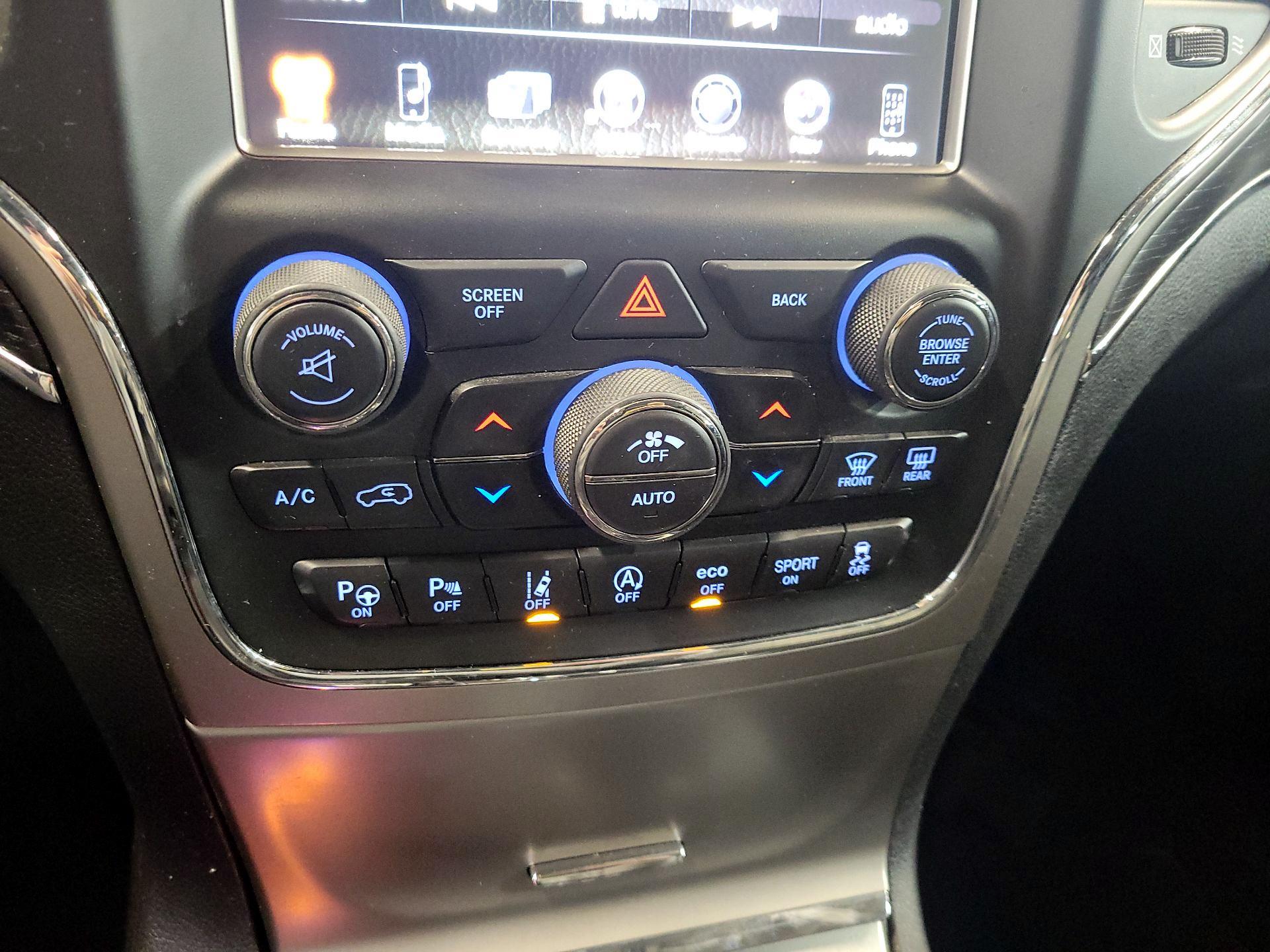 Thumbnail: 2017 Jeep Grand Cherokee - 16