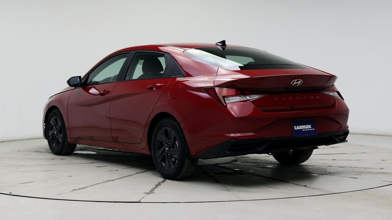 2023 Hyundai Elantra SEL 2