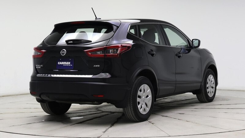 2020 Nissan Rogue Sport S 8