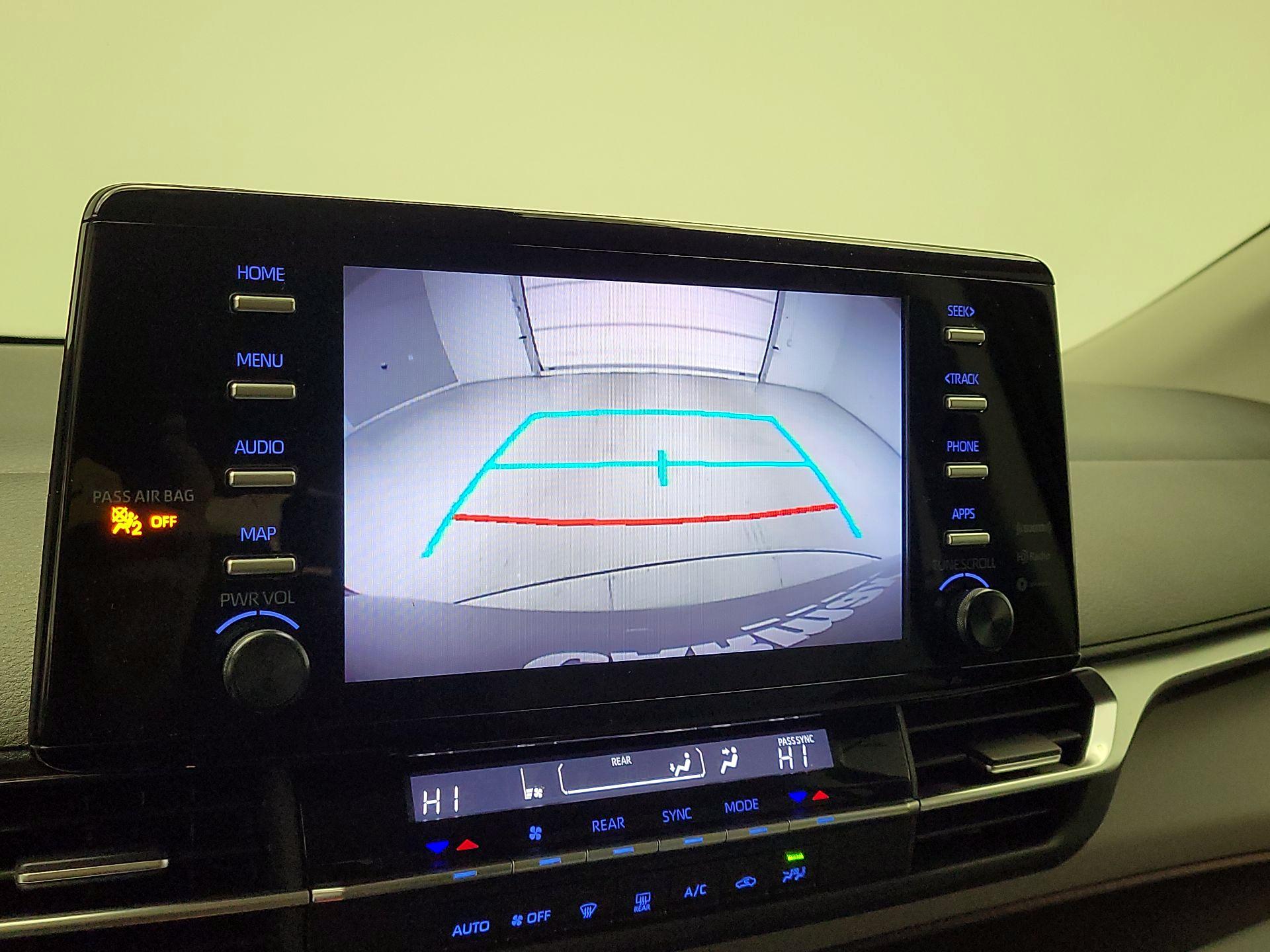 Thumbnail: 2023 Toyota Sienna - 14