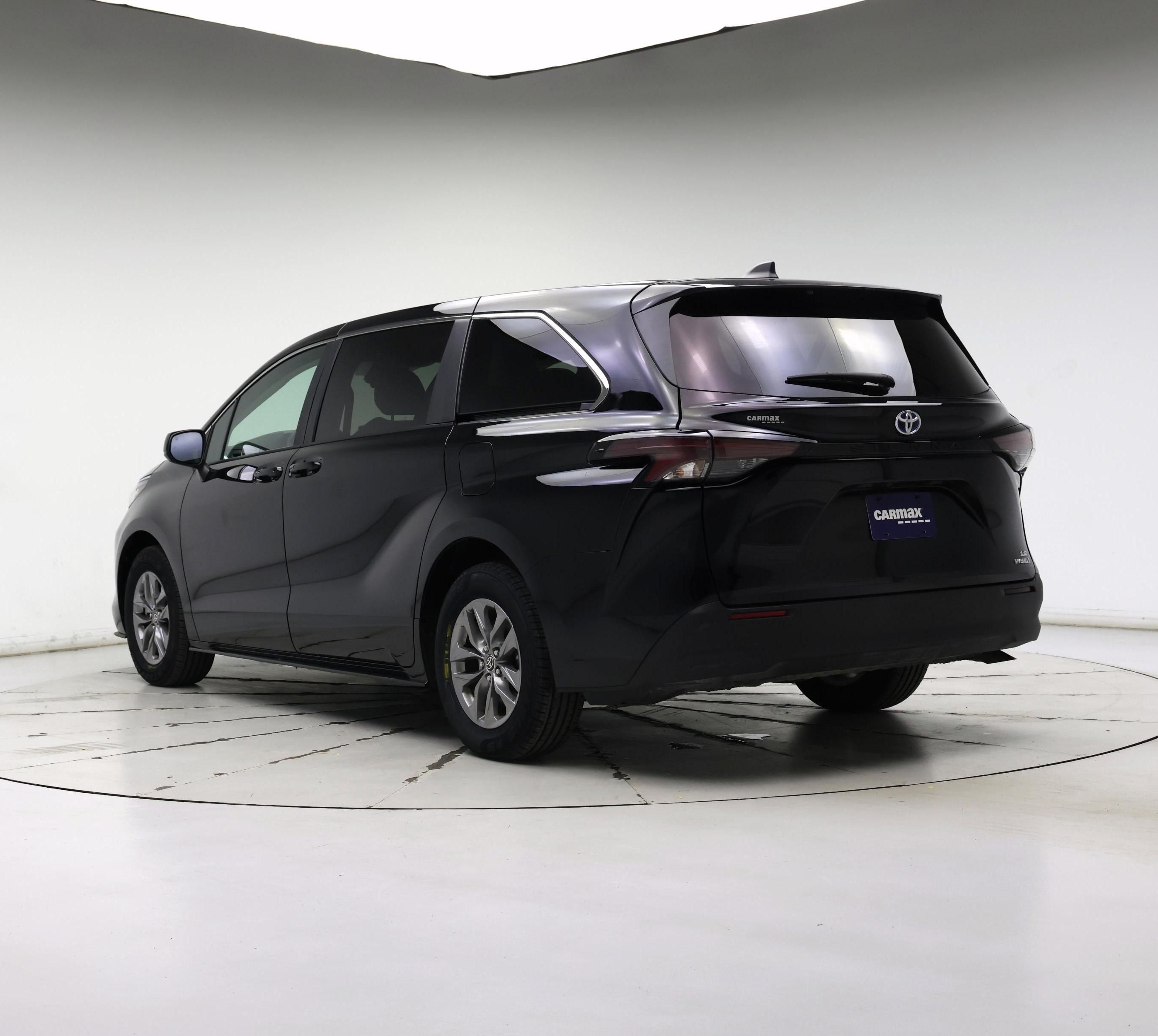 Thumbnail: 2023 Toyota Sienna - 2