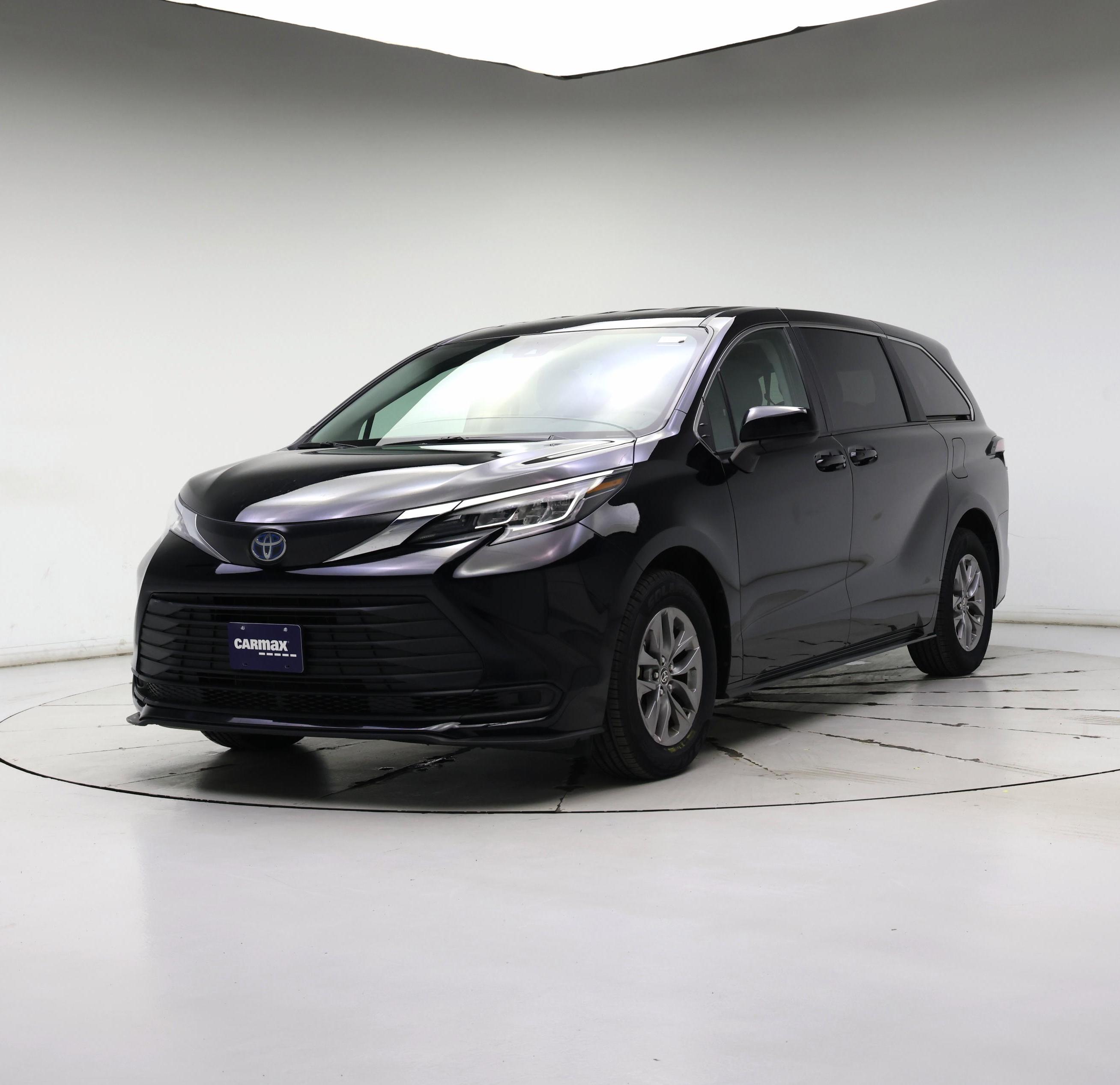 Thumbnail: 2023 Toyota Sienna - 4