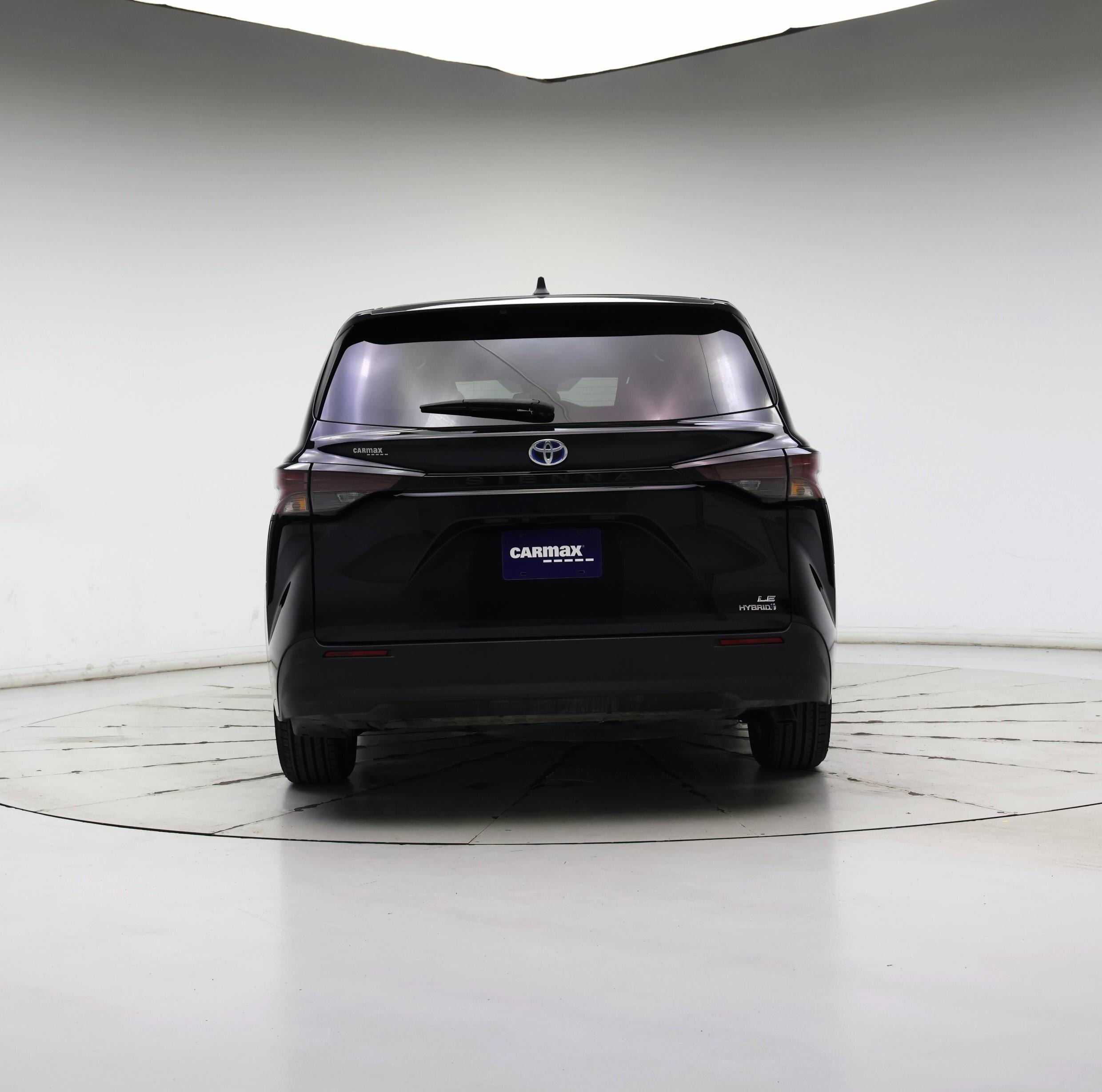 Thumbnail: 2023 Toyota Sienna - 6