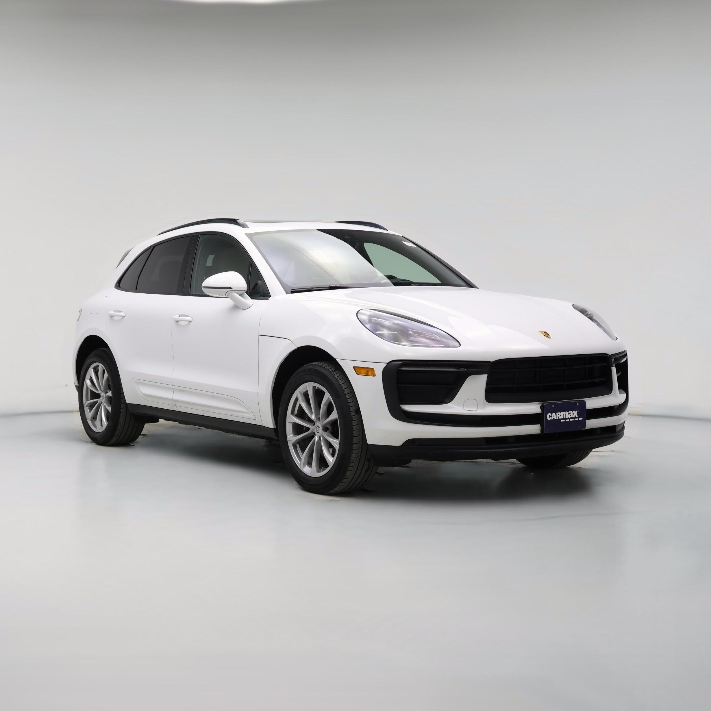 Thumbnail: 2022 Porsche Macan - 1
