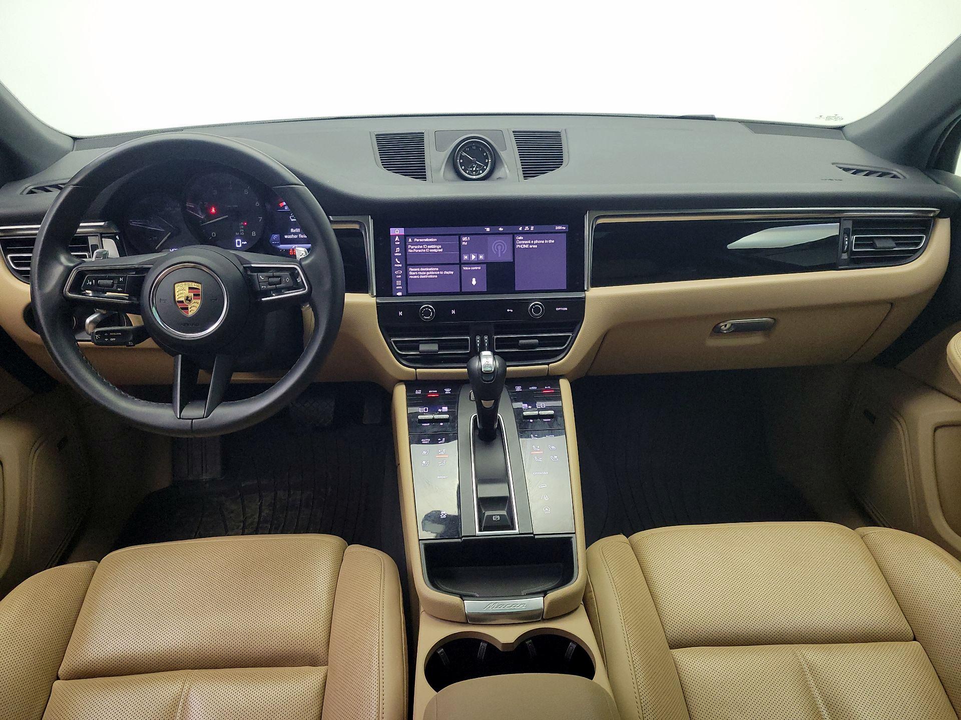 Thumbnail: 2022 Porsche Macan - 9