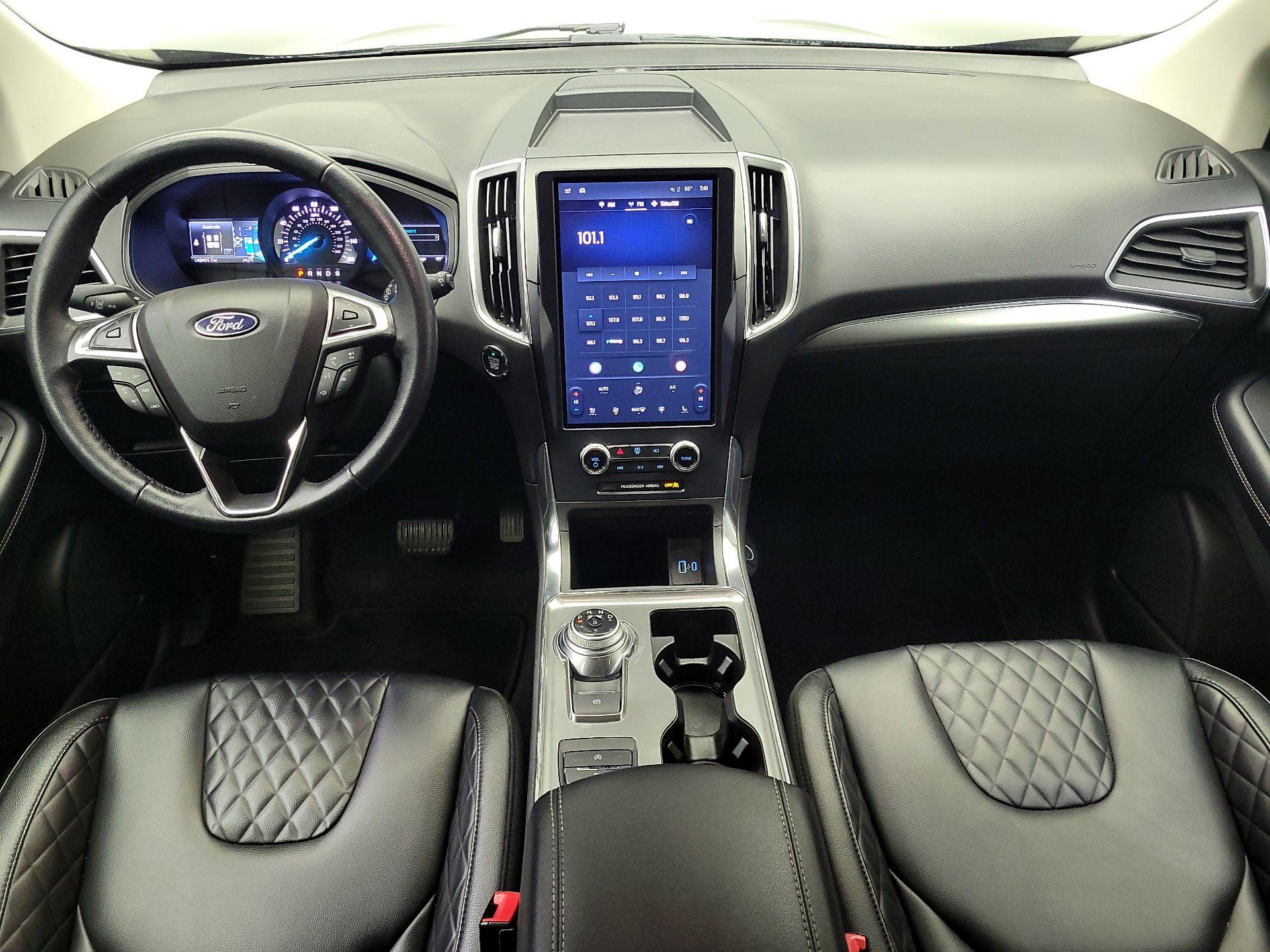 Thumbnail: 2023 Ford Edge - 9