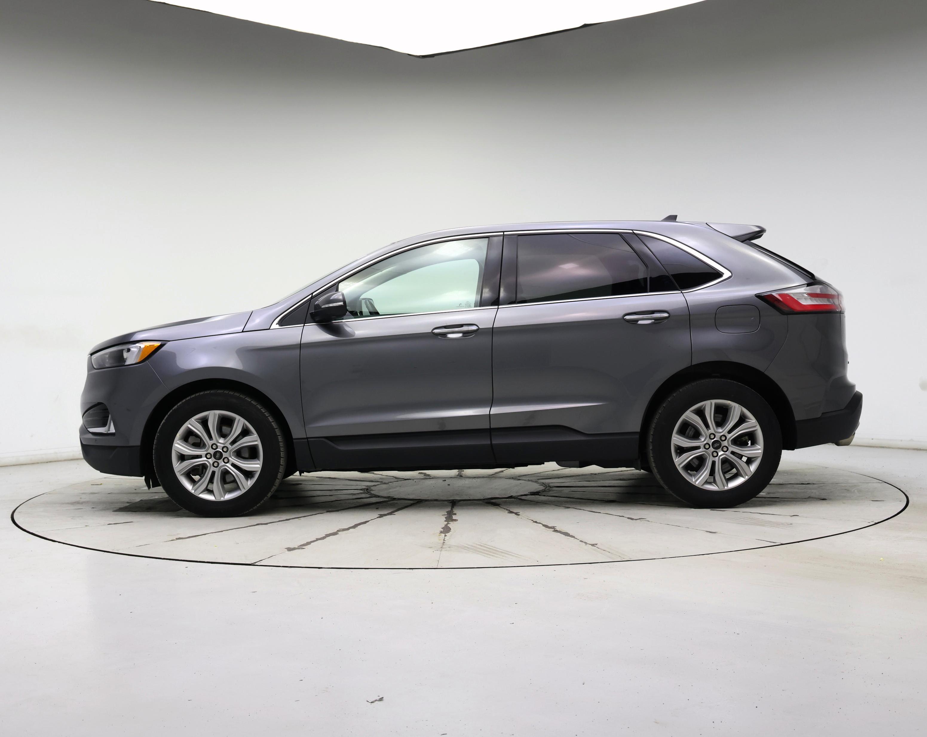 Thumbnail: 2023 Ford Edge - 3