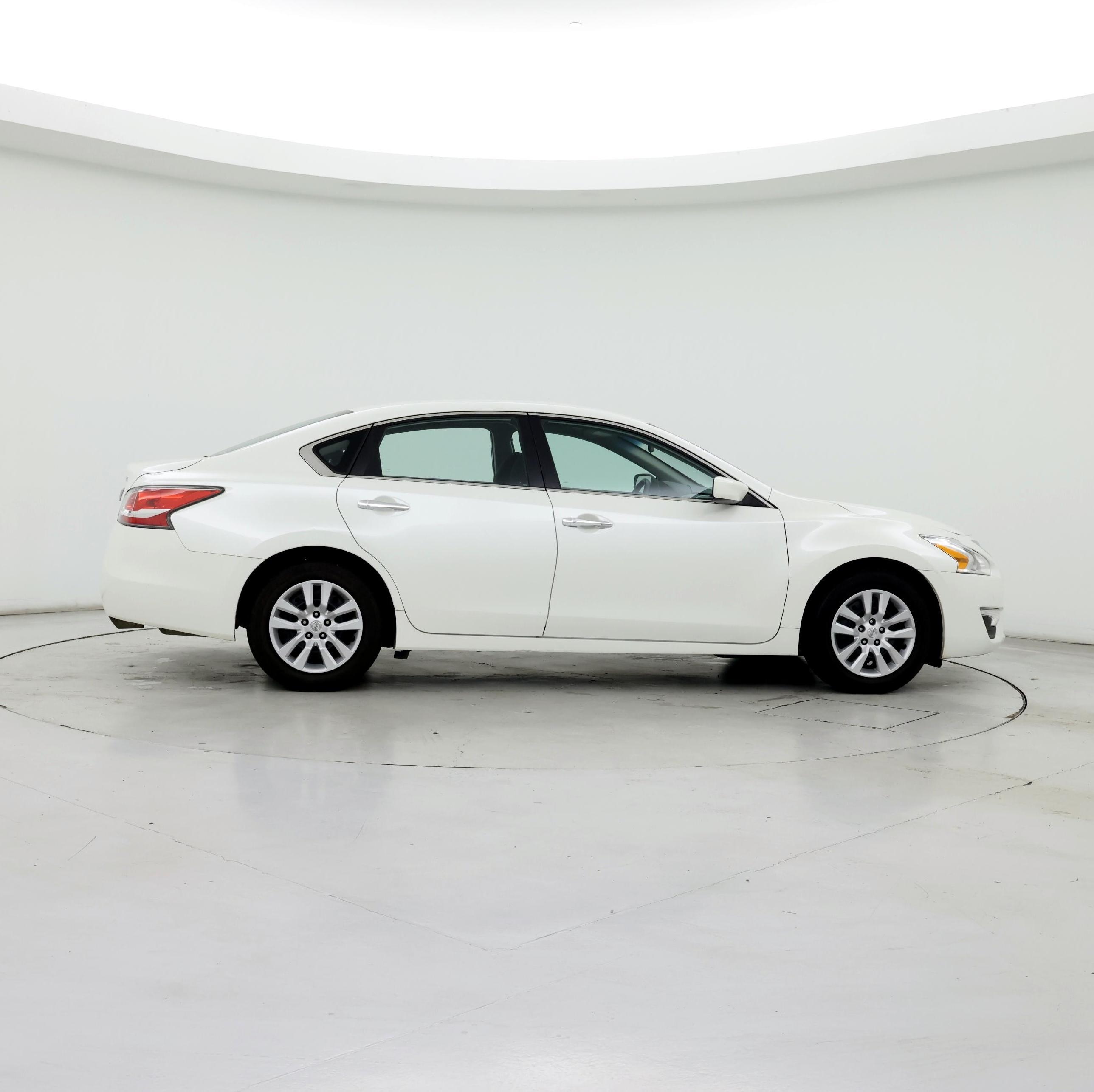 Thumbnail: 2014 Nissan Altima - 7