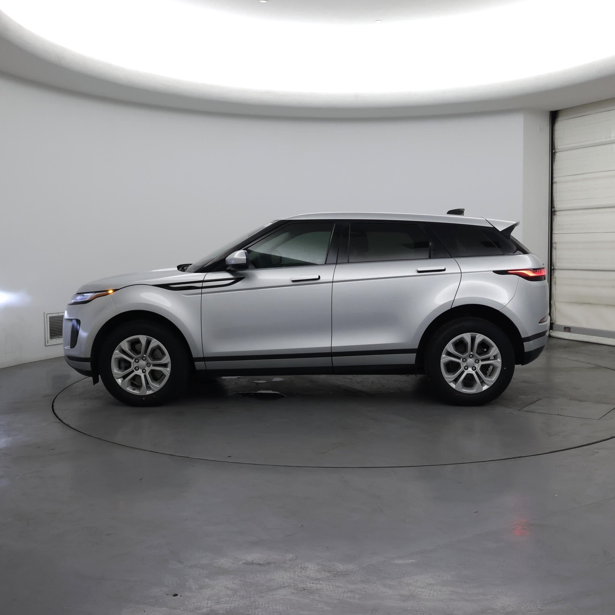 Thumbnail: 2020 Land Rover Range Rover Evoque - 3
