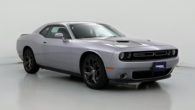 2018 Dodge Challenger SXT Hero Image