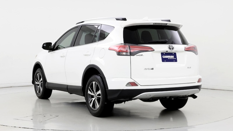 2016 Toyota RAV4 XLE 2