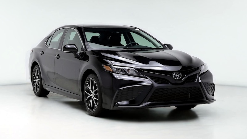 2023 Toyota Camry SE Hero Image