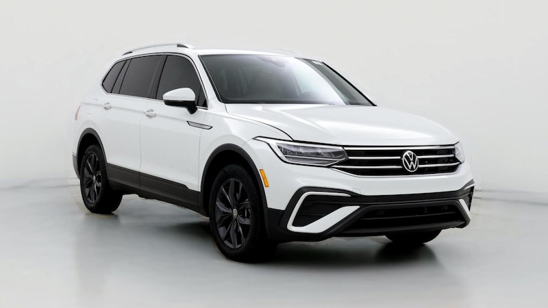 2023 Volkswagen Tiguan SE Hero Image