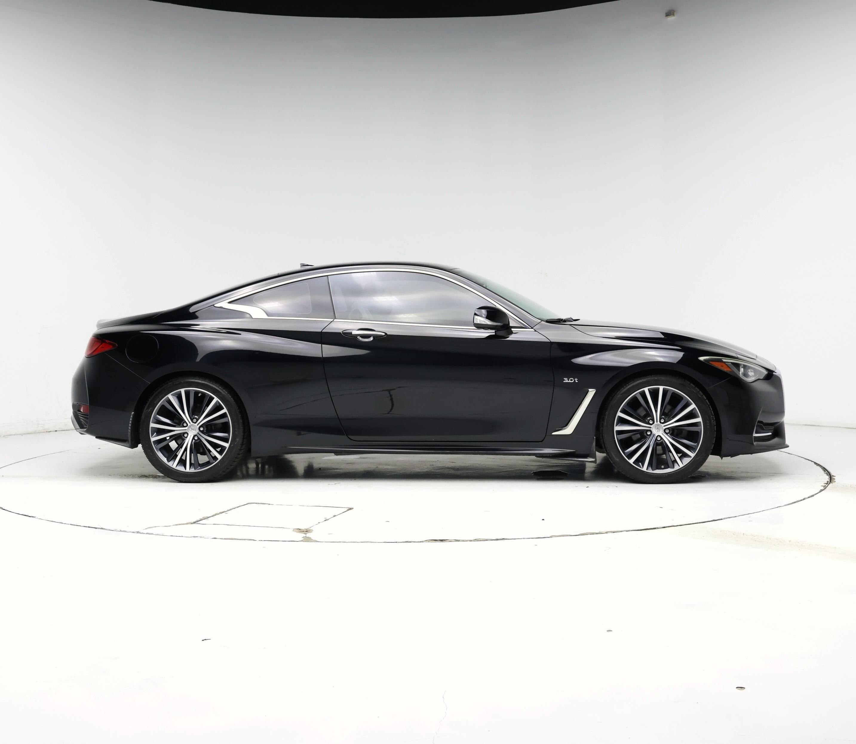 Thumbnail: 2017 INFINITI Q60 - 7
