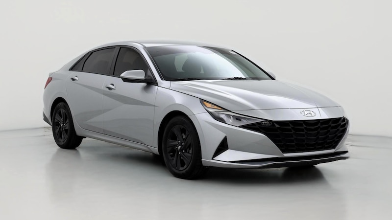 2022 Hyundai Elantra SEL Hero Image