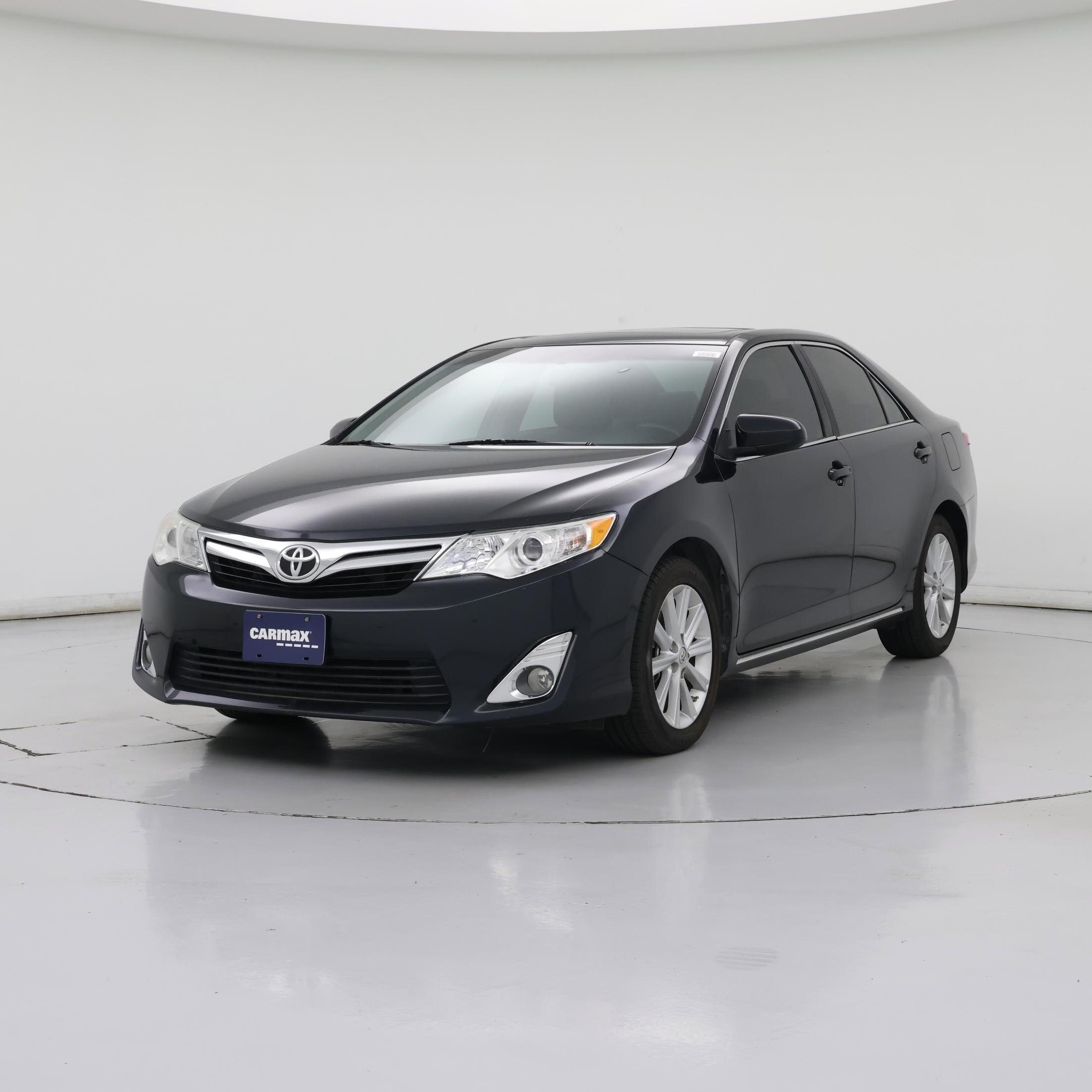 Thumbnail: 2013 Toyota Camry - 4