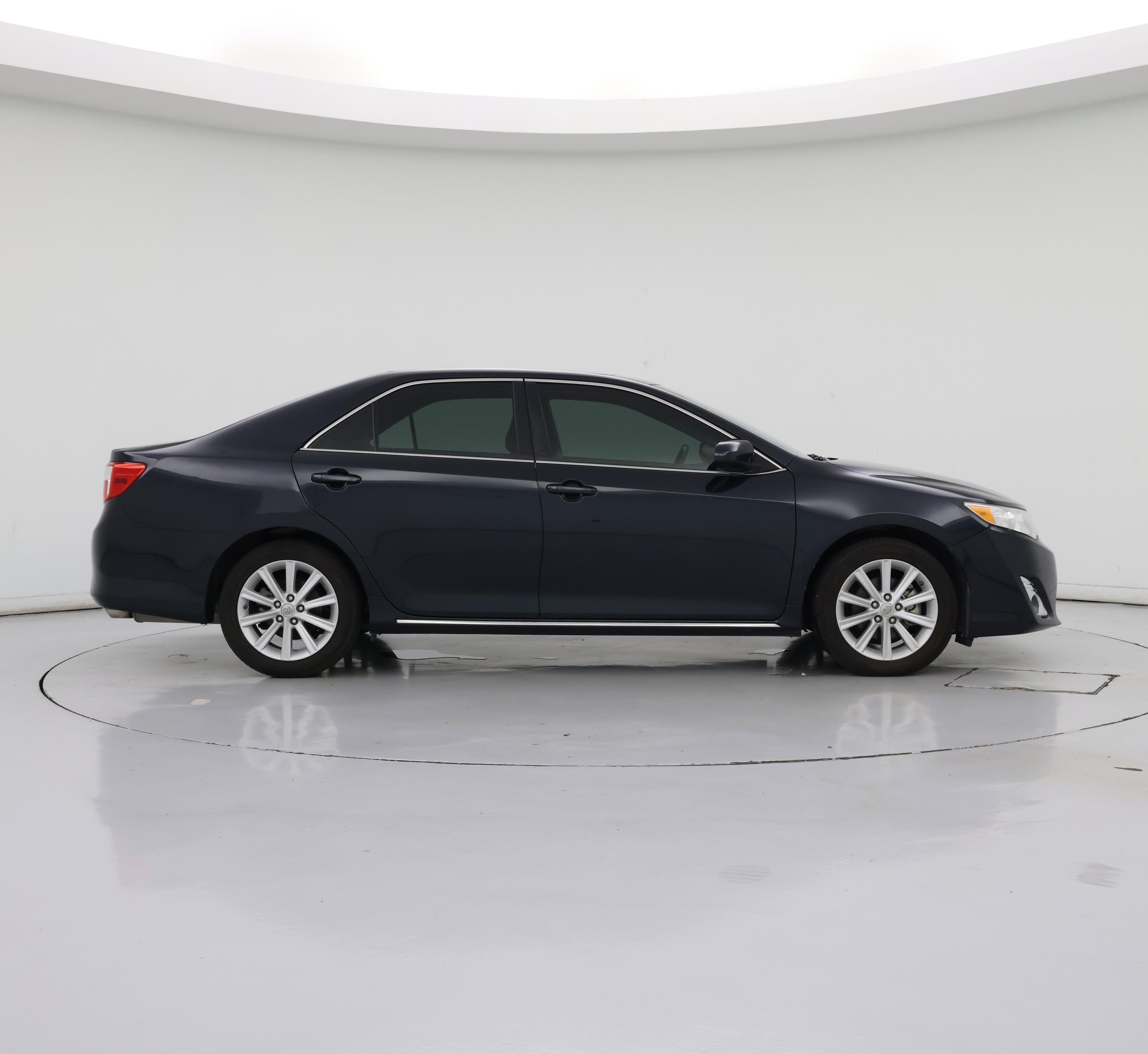 Thumbnail: 2013 Toyota Camry - 7