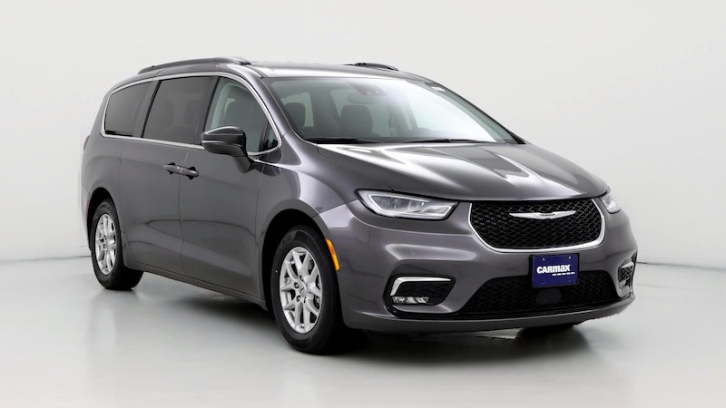 2022 Chrysler Pacifica Touring L Hero Image