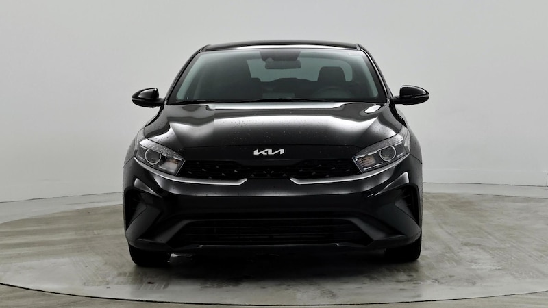 2023 Kia Forte LXS 5