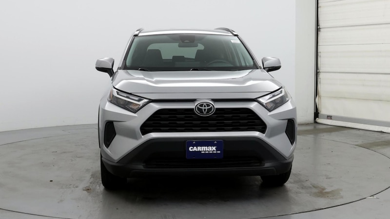 2023 Toyota RAV4 XLE 5