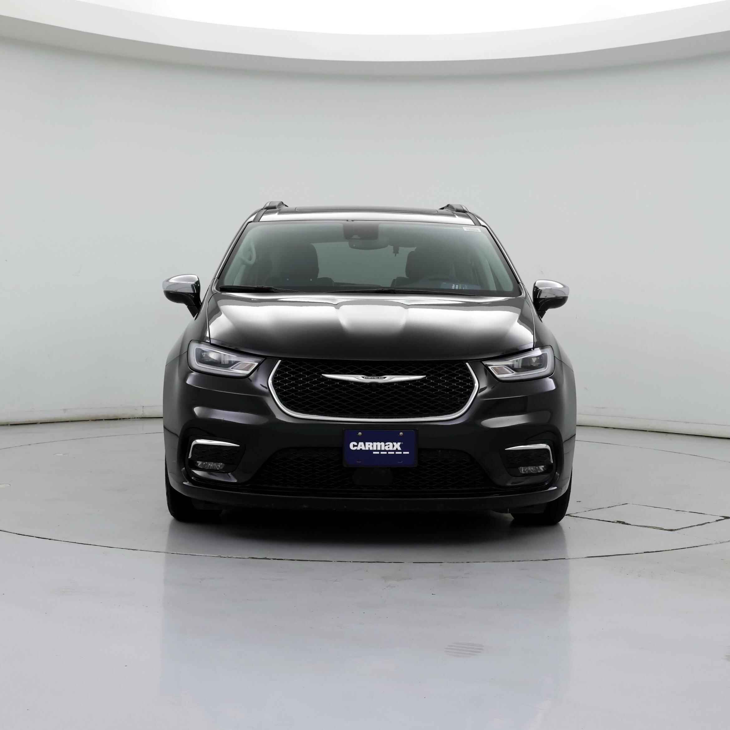 Thumbnail: 2023 Chrysler Pacifica - 5