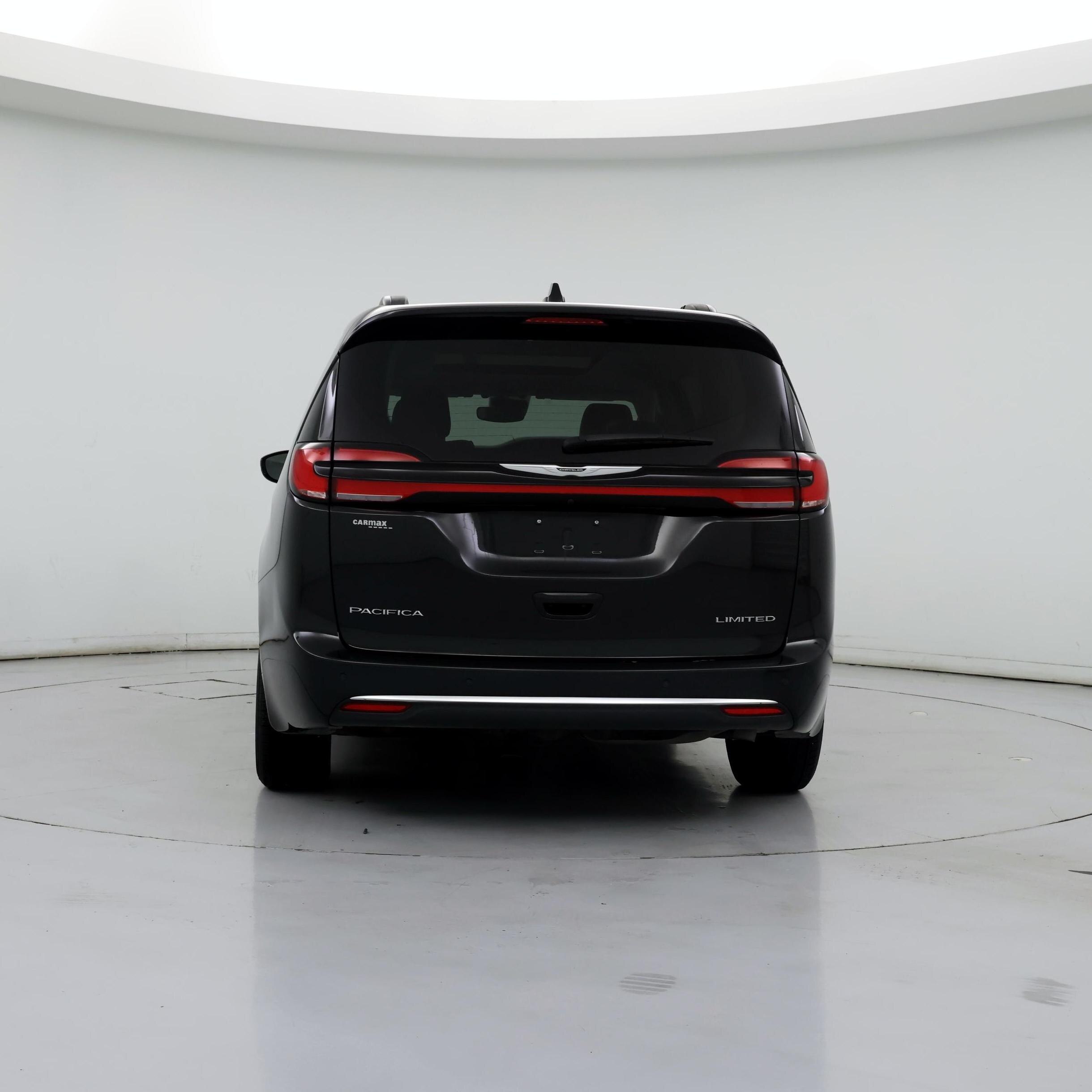 Thumbnail: 2023 Chrysler Pacifica - 6