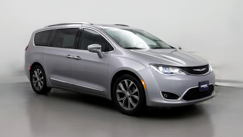 2020 Chrysler Pacifica Limited Hero Image