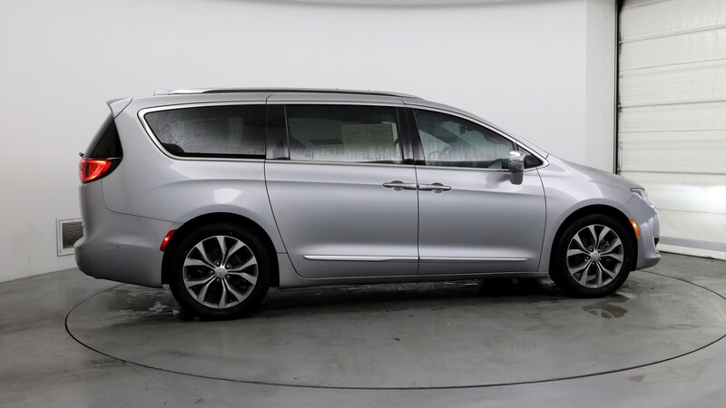 2020 Chrysler Pacifica Limited 7