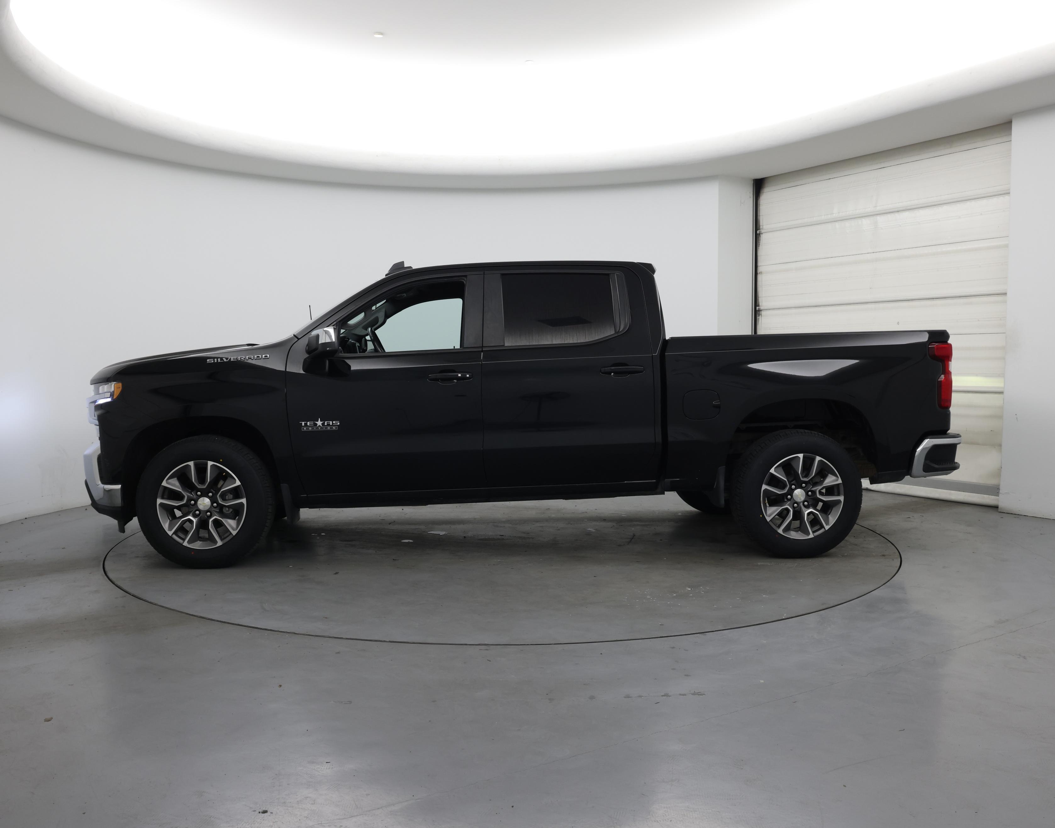 Thumbnail: 2021 Chevrolet Silverado 1500 - 3