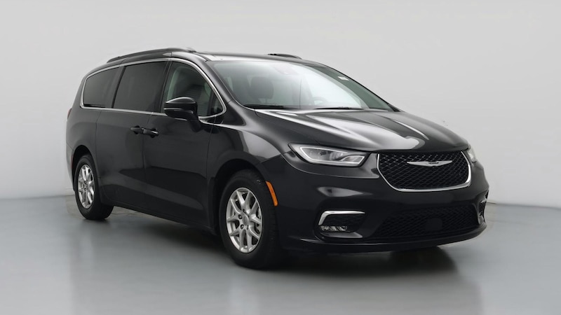 2022 Chrysler Pacifica Touring L Hero Image