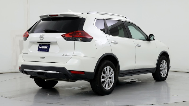 2018 Nissan Rogue SV 8