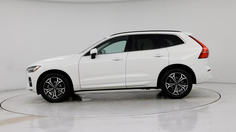 2022 Volvo XC60 B5 Momentum 3