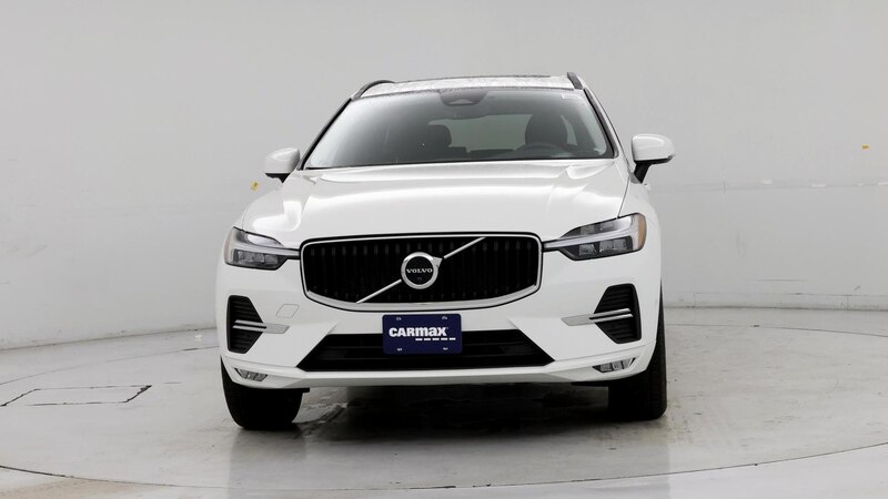 2022 Volvo XC60 B5 Momentum 5