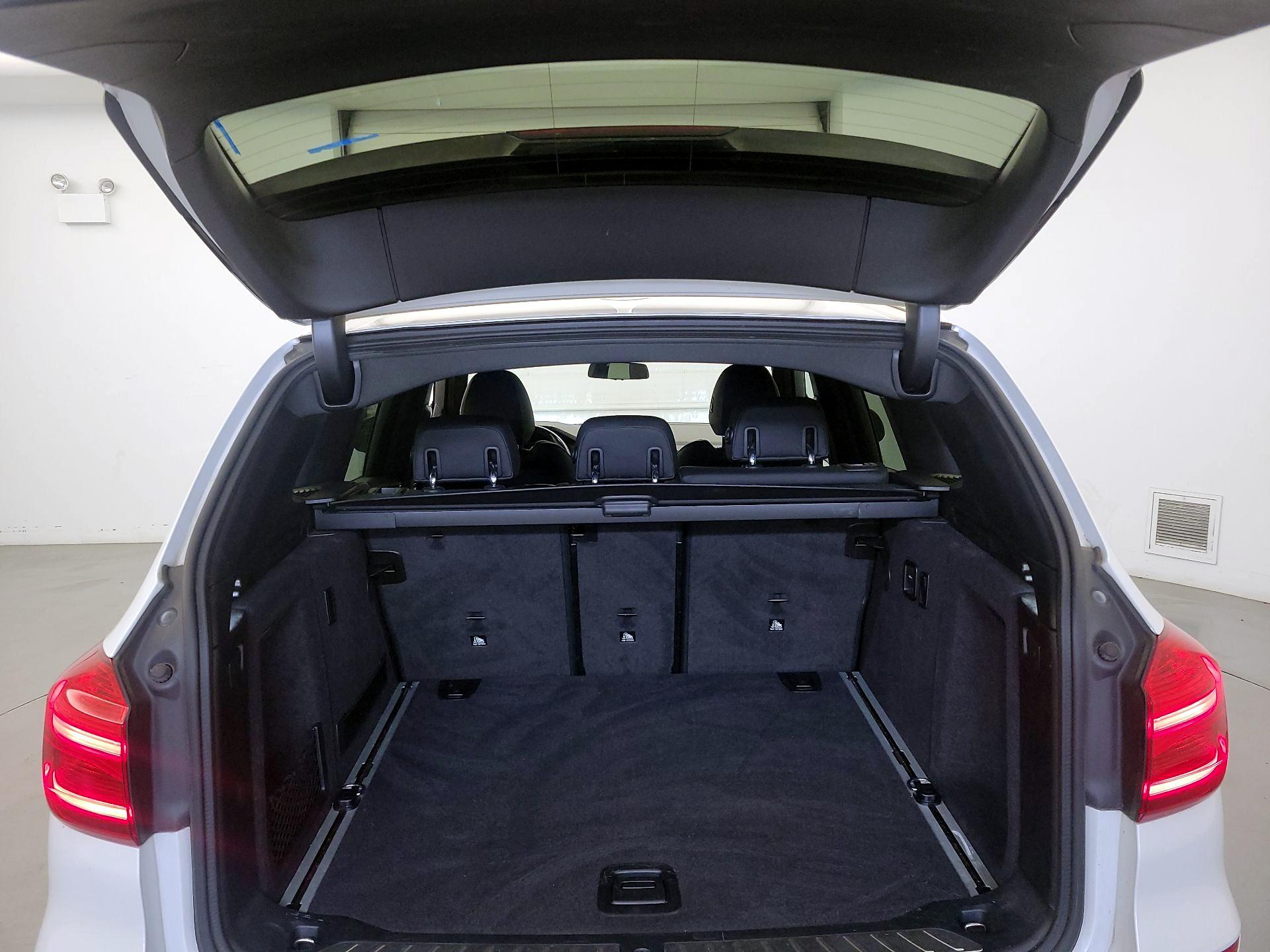 Thumbnail: 2019 BMW X3 - 16