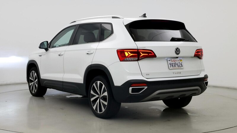 2022 Volkswagen Taos SE 2