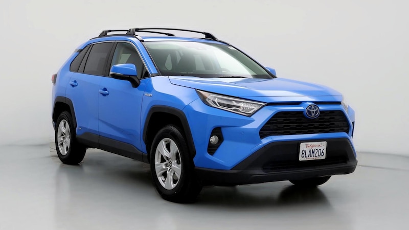 2019 Toyota RAV4 XLE Hero Image